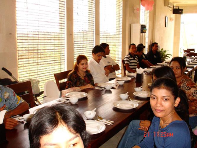 Outing Staff, bali indian restaurant, indian food restaurant in bali